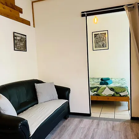 Apartment Cozy Holi *